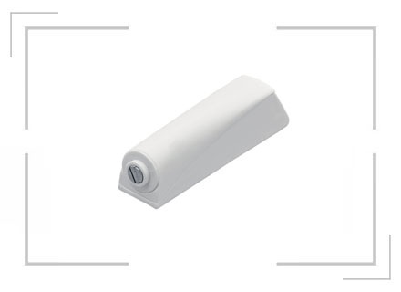 Механизм  Push to open magnet под прикруч.,длинный белый арт.9089591